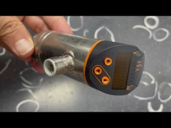 Ekranlı IFM Basınç sensörü PN2070