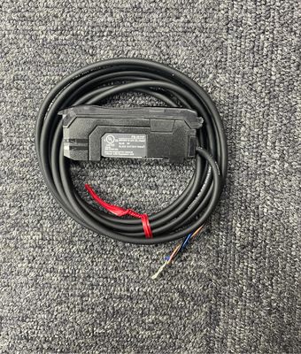 KEYENCE FS-N11P PNP Çıktısı Ana Birim Kablo Tipli Dijital Fiber Optik Sensör