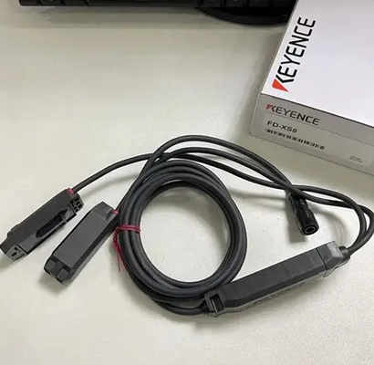 Keyence FD-XS8 Clamp-On sıvı mikro akış sensörü kafası