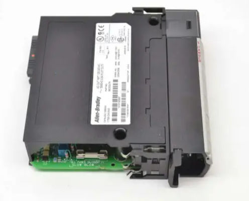 1756-OA16 Allen Bradley ControlLogix 16 Nokta D/O Modülü 120-140 Volt AC