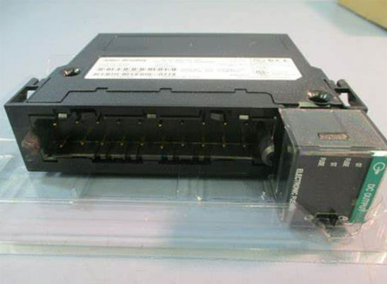 1756-OB16E Allen Bradley ControlLogix 16 Nokta D/O Modülü Voltaj 12-24 Volt DC