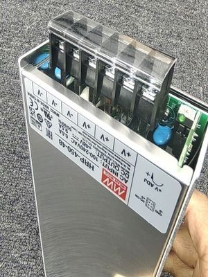 Ortalama Kuyu HRP-450-48 48Vdc 9.5A PFC Güç kaynağı 8 Analog Çıkışlar Kompakt 100 mm x 100 mm x 100 mm Boyut