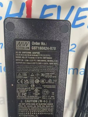 GST160A24-R7B AC/DC Masaüstü Adaptörü 24V 160W