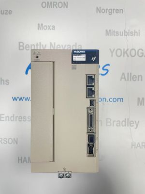 M12 Yapı Tipi Yaskawa SGD7S-180A30B202 Gelişmiş Özelliklerle ve ≤ 0,7 W Güç Çöklümü ile Analog Denetim