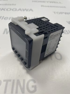 Omron E5CC-QX2A M-800 Panel Mount PID Sıcaklık Denetleyicisi 16 Dijital Çıktı ile 0.4 kg