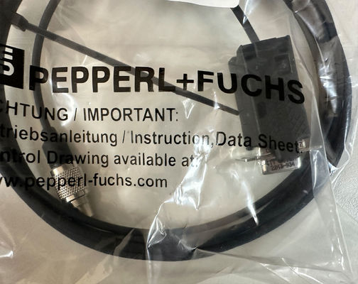 P&F UC-30GM-R2 Ön Etiketleme ve Giriş Frekansı 0.001 ... 10000 Hz için Arayüz Kablosu