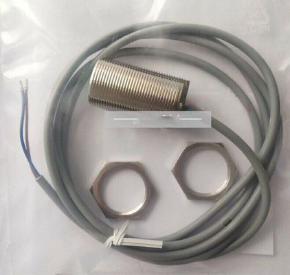 Siemens 3RG4014-0CD00 İndüksiyon anahtarı IP66/67 Girme Koruması ve 1300 mbar 522 inH2O maksimum ölçüm aralığı ile
