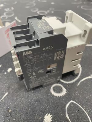 ABB AX25-30-10-80 AC Contactor Tek kutuplu tek uçlu sinyal tipi ve uzun süreli performans için IP67 koruma sınıfı