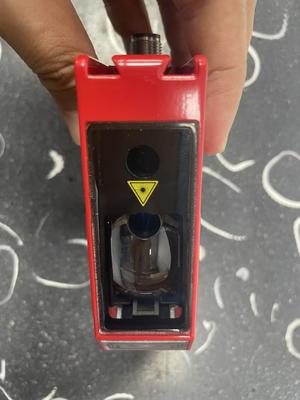 Leuze ODSL 96B M/C66-S12 Hassas Mesafe Ölçümü İçin Optik Mesafe Sensörü