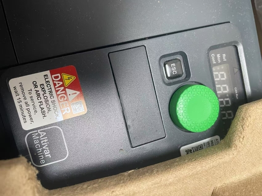 Schneider ATV320U40N4C Değişken frekanslı sürücü