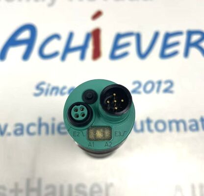 Pepperl+Fuchs UCC1000-30GM-IUR2-V15 ultrasonik sensörü