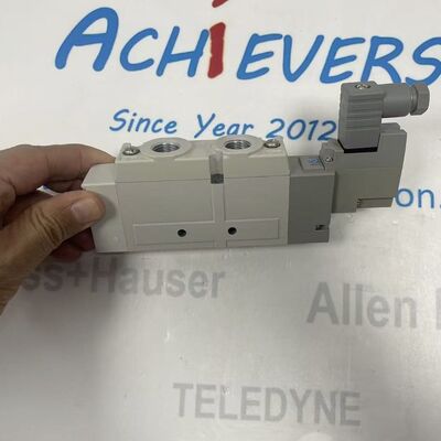 SMC SY9120-5YD-02F-Q Pnömatik Otomasyon için Yüksek Verimlilikli 5 Portlu Solenoid Valf