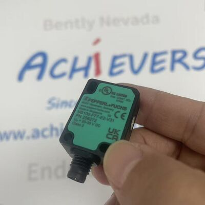 UB100-F77-E2-V31 Ultrasonik Doğrudan Algılama Sensörü