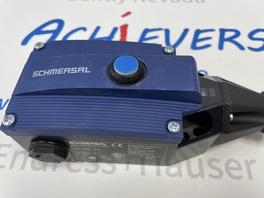 Schmersal ZQ 900-22 Ağır görevli acil çekme tel güvenlik anahtarı