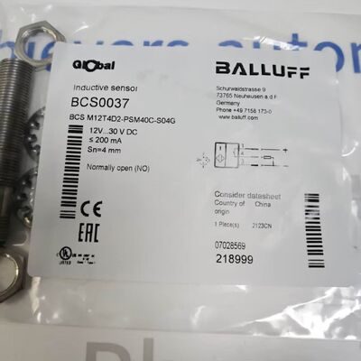 BALLUFF BCS M12T4D2-PSM40C-S04G Kapasitif Yakınlık Sensörü