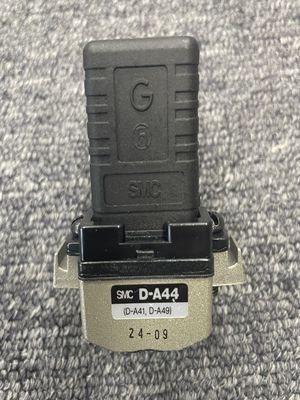 SMC D-A44 A44 KAYIN DEĞİŞİNİN DİN BAND MONTAGE DIN TERMINAL ABS/PC Konut Malzemesi LED'ler Ekran Elemanları