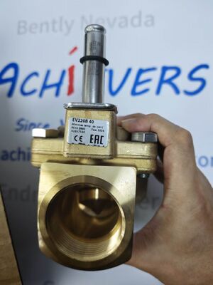 Danfoss EV220B 40 2/2-Yol Servo İşletilen Solenoid Valf DN40